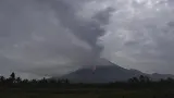 Gunung Semeru Meletus Minggu Pagi Usai Erupsi Anak Krakatau