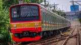 KAI Siapkan Peningkatan Daya Listrik KRL Green Line untuk Rangkaian 12 Kereta
