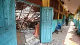 2.447 Satuan Pendidikan Terdampak Bencana Flores, 1.960 Masih Belajar Darurat