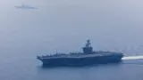Kapal Induk Bawa 5.000 Tentara AS Merapat ke Tetangga RI, Ada Apa?