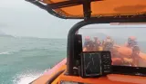 Tiga Kapal KRI TNI AL Bantu Cari Jurnalis yang Hilang di Selat Sunda